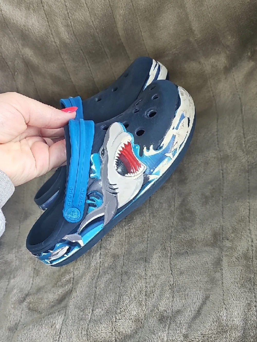 CROCS Kids Navy Blue Shark Clog with Bright Blue Strap Childrens Size 12 J23